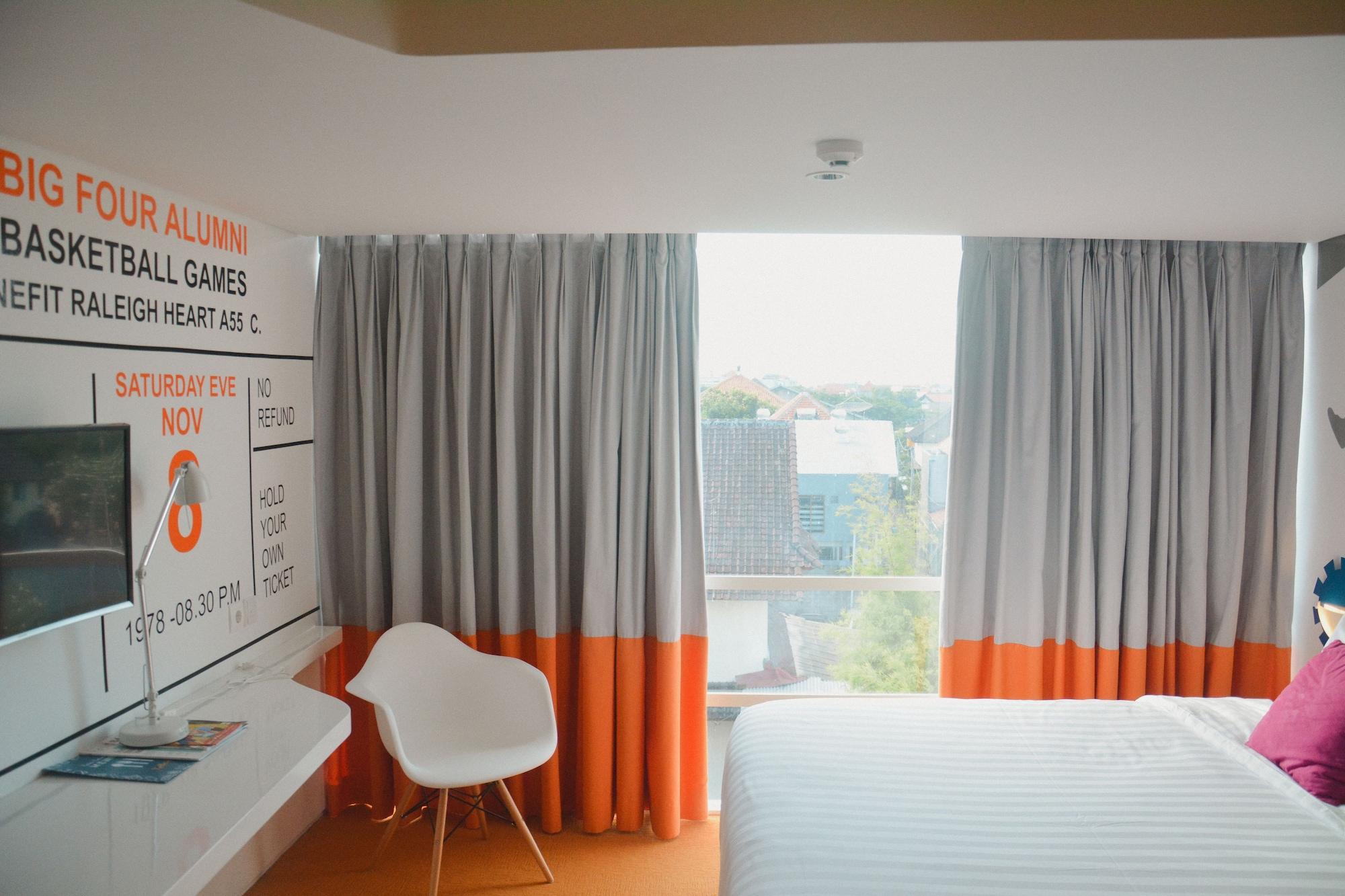 Berry Glee Thematic Hotel Kuta  Exterior photo