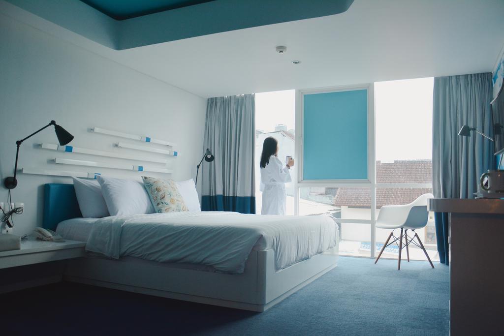 Berry Glee Thematic Hotel Kuta  Exterior photo