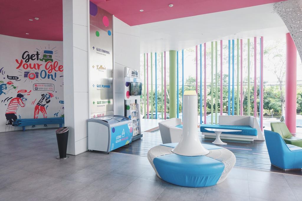 Berry Glee Thematic Hotel Kuta  Exterior photo